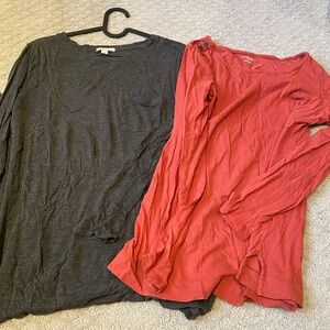 2 maternity tops GAP Maternity/Motherhood maternity size small